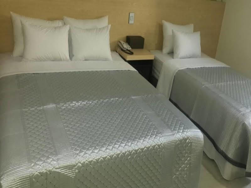 White Hotel Suwon Extérieur photo