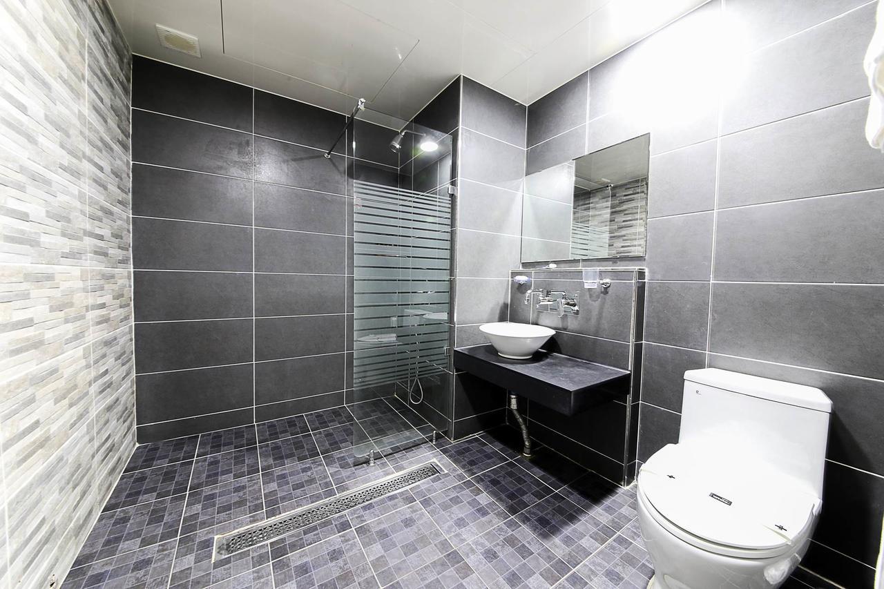 White Hotel Suwon Extérieur photo